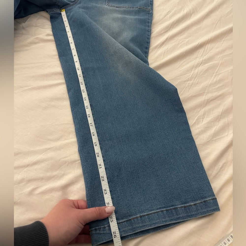 Wide leg Cropped High waisted Blue Jeans - Picture 4 of 7